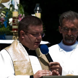 centralne_obchody_boego_ciaa_12_20120211_1188178905