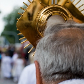 centralne_obchody_boego_ciaa_8_20120211_2042982471