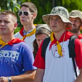 czerwono-ota_20120726_1012209396