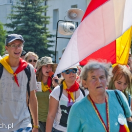 czerwono-ota_20120726_1624811669