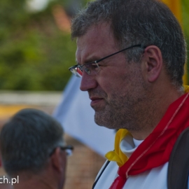 czerwono-ota_20120726_1752580933