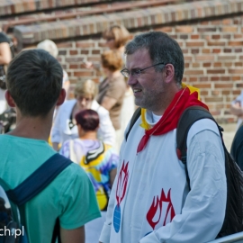 czerwono-ota_20120726_1897292449