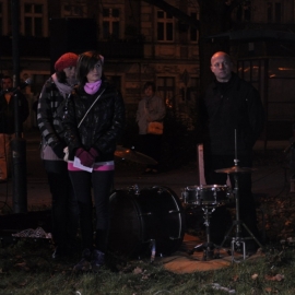 czuwanie_na_skwerze_jana_pawa_ii_26_20120209_1110169486