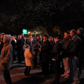 czuwanie_na_skwerze_jana_pawa_ii_7_20120209_1707054775