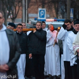 droga_krzyowa_ulicami_miasta_20120330_1637803952