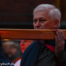 droga_krzyowa_ulicami_miasta_20120330_1745203556