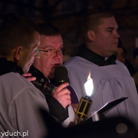 droga_krzyowa_ulicami_miasta_20120330_1768145936