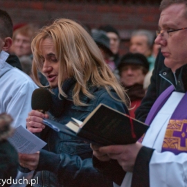 droga_krzyowa_ulicami_miasta_20120330_1806523070