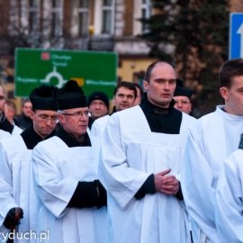 droga_krzyowa_ulicami_miasta_20120330_1945658873