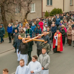 Droga krzyżowa ulicami parafii (04 2019)