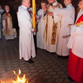 liturgia_wigilii_paschalnej_20130402_1283559475