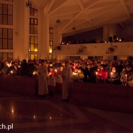 liturgia_wigilii_paschalnej_20130402_1343006352
