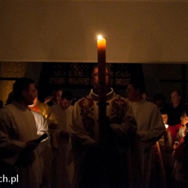 liturgia_wigilii_paschalnej_20130402_1812520510