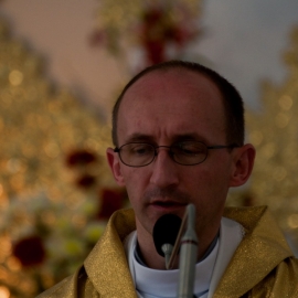 msza_poegnalna_ks_roberta_roaskiego_10_20120211_1971752045