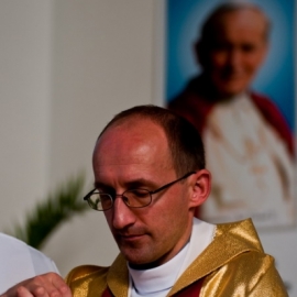 msza_poegnalna_ks_roberta_roaskiego_20_20120211_1546454095