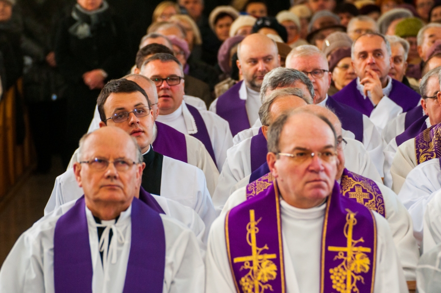 pogrzeb_ks_praata_franciszka_resiaka_20140101_1166849561