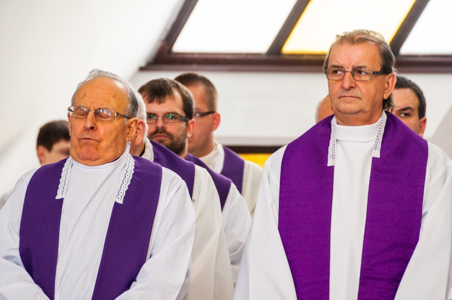 pogrzeb_ks_praata_franciszka_resiaka_20140101_1796537634