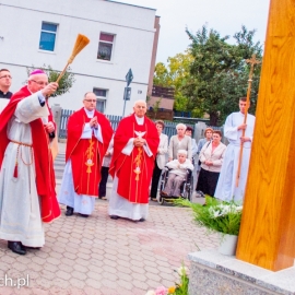 powicenie_krzya_20150916_1048754366