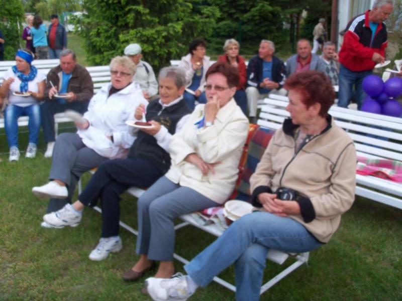 seniorzy_w_dwirzynie_20120628_1192687562
