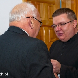 opatek_20121220_2074476325