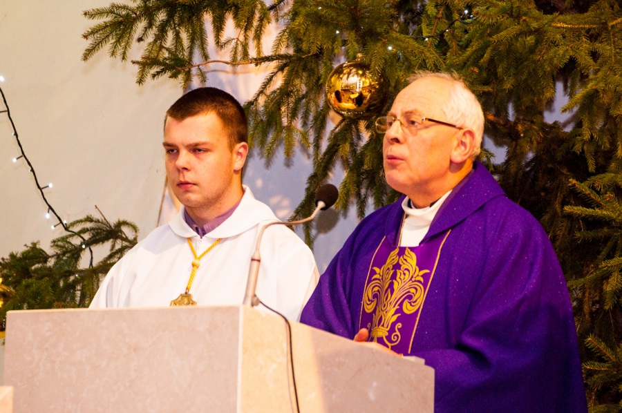 uroczystoci_aobne_20140101_1165911656