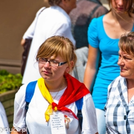 wejcie_grupy_czerwono-otej_na_jasn_24_20120215_1552155276