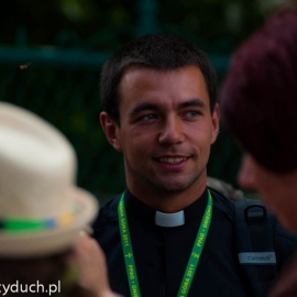 wejcie_grupy_czerwono-otej_na_jasn_2_20120215_1742384837