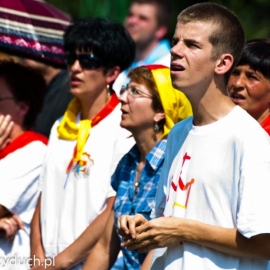 wejcie_grupy_czerwono-otej_na_jasn_30_20120215_1171415815