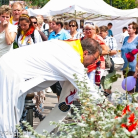 wejcie_grupy_czerwono-otej_na_jasn_7_20120215_2060299527