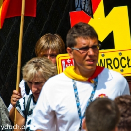 wejcie_grupy_czerwono-otej_na_jasn_8_20120215_1817825742