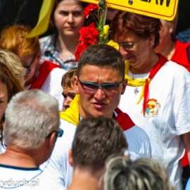 wejcie_grupy_czerwono-otej_na_jasn_9_20120215_1929055179