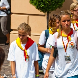 wejcie_grupy_czerwono-otej_na_jasn_gor_17_20120215_1120743716