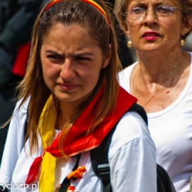 wejcie_grupy_czerwono-otej_na_jasn_gor_19_20120215_1354113965