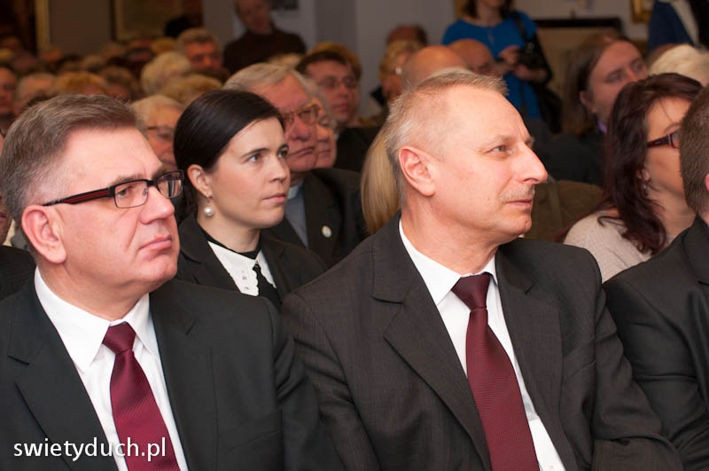 sesja_20130415_1060750256