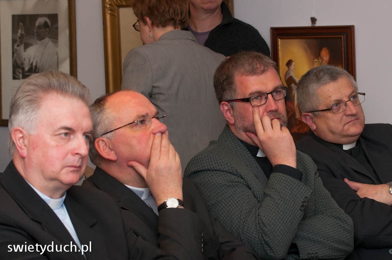 sesja_20130415_1683504099