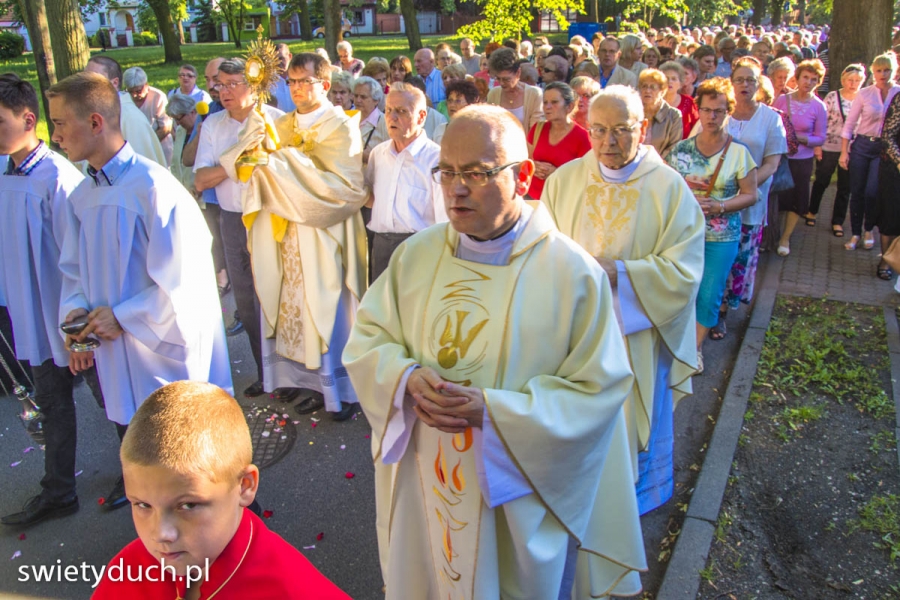 oktawa_boego_ciaa_20150612_1528220201