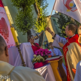 oktawa_boego_ciaa_20150612_1876095680